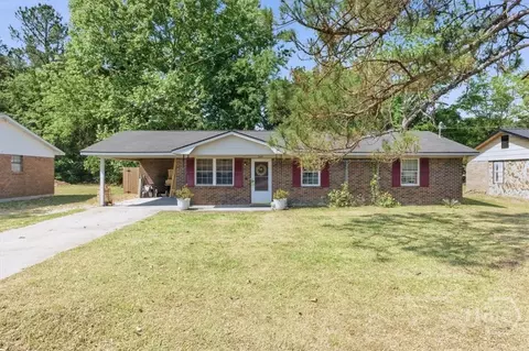 345 W Poplar St, Jesup, GA 31545