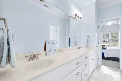 Bath - 202 Mallard Loop Rd, Savannah, GA 31405 photo 5 of 8