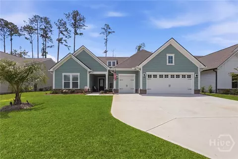 97 Higginson Dr, Richmond Hill, GA 31324