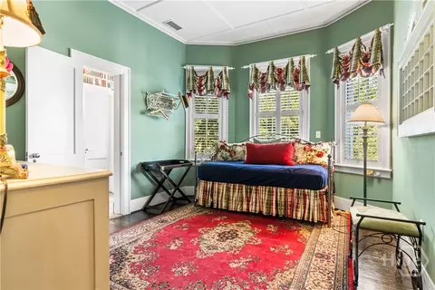 Bedroom - 34 E 50th St, Savannah, GA 31405 photo 4 of 4