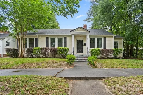 332 E 56th St, Savannah, GA 31405