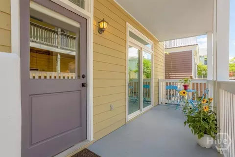 Exterior - 306 E 33rd St, Savannah, GA 31401 photo 5 of 6