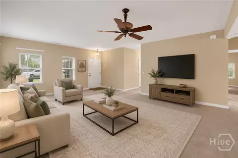 Living - 124 Regency Cir, Pooler, GA 31322 photo 2 of 4