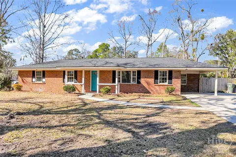 102 Ventura Blvd, Savannah, GA 31419