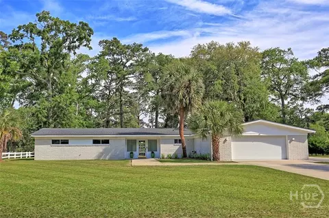 12 Clarendon Rd, Savannah, GA 31410