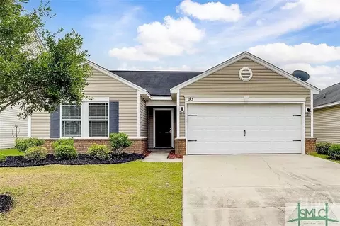 183 Lakepointe Dr, Port Wentworth, GA 31407