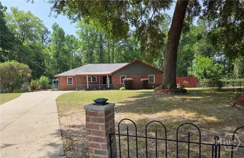 600 Cross Creek Dr, Midway, GA 31320