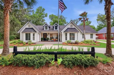 622 Brigantine Dunmore Rd, Midway, GA 31320