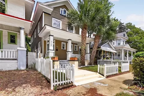 310 W 39th St, Savannah, GA 31401