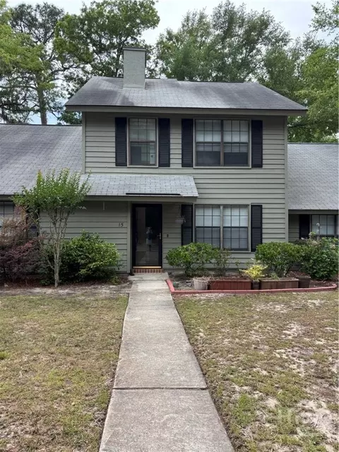 15 Hidden Lake Ct, Savannah, GA 31419