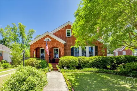 709 E 52nd St, Savannah, GA 31405
