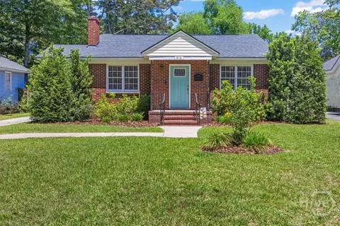 516 E 58th St, Savannah, GA 31405