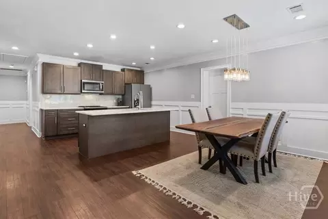 Dining - 516 E 58th St, Savannah, GA 31405 photo 1 of 2