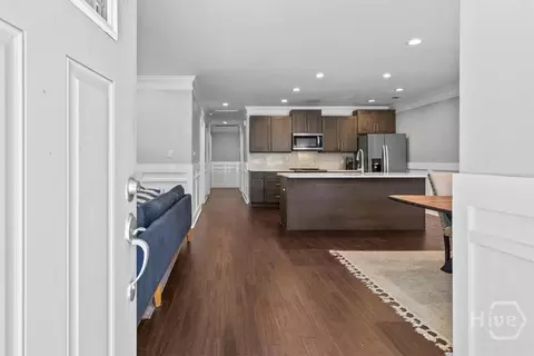 Entry Way - 516 E 58th St, Savannah, GA 31405 photo 1 of 3