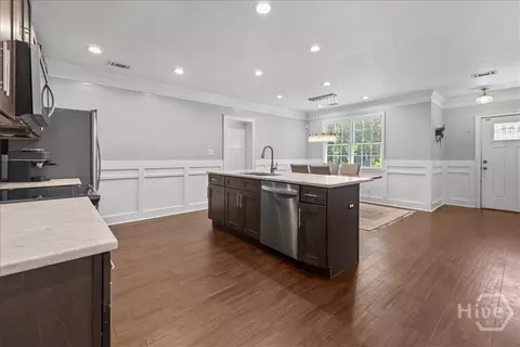Entry Way - 516 E 58th St, Savannah, GA 31405 photo 2 of 3