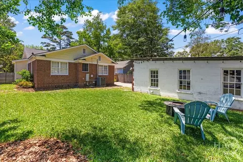 Exterior - 516 E 58th St, Savannah, GA 31405 photo 12 of 15