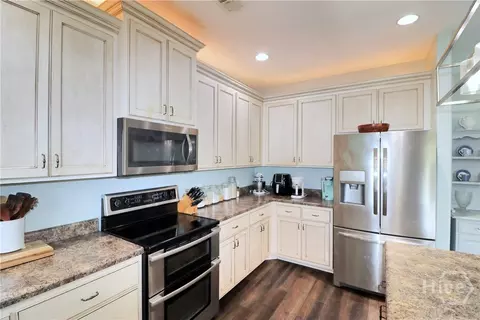 Kitchen - 215 Harmony Blvd, Pooler, GA 31322 photo 2 of 3