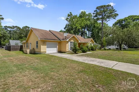 Exterior - 98 Red Fox Dr, Savannah, GA 31419 photo 7 of 8