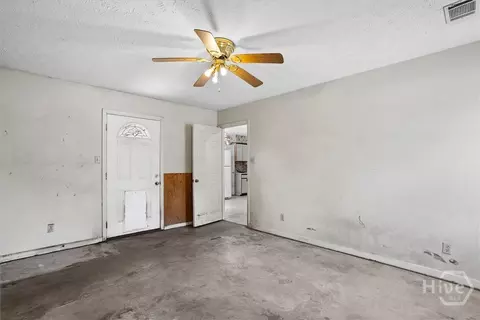 Living - 98 Red Fox Dr, Savannah, GA 31419 photo 4 of 4
