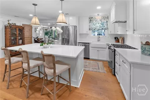Kitchen - 29 Cornus Dr, Savannah, GA 31406 photo 2 of 3