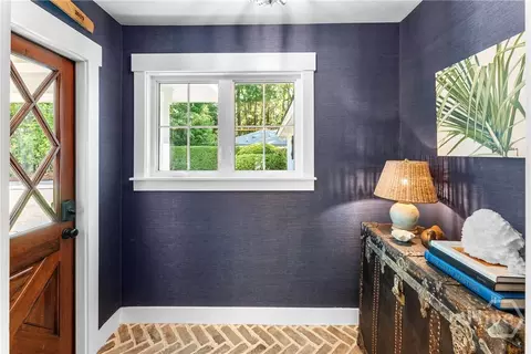 Entry Way - 29 Cornus Dr, Savannah, GA 31406 photo 2 of 2