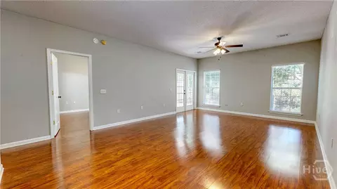 42 Stonelake Cir, Savannah, GA 31419