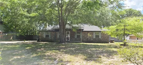 218 Kevin Rd, Hinesville, GA 31313