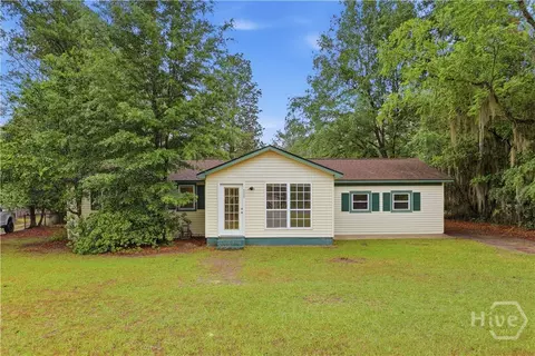 515 E 4th St, Rincon, GA 31326 photo 2