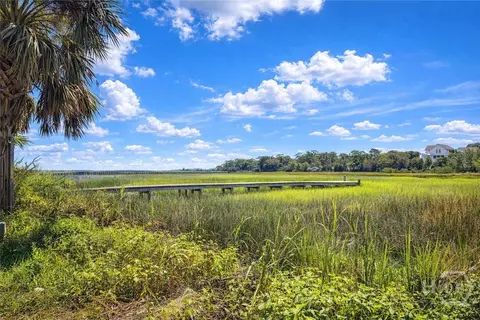 109 Runner Rd, Savannah, GA 31410
