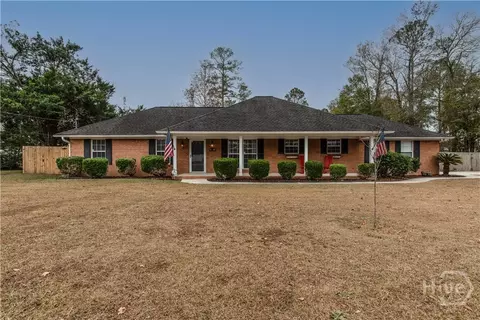 8 Cameron Ct W, Pembroke, GA 31321