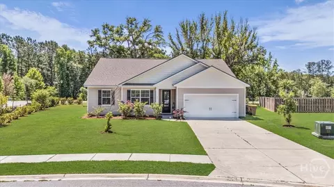 11 Wedge Cir, Richmond Hill, GA 31324
