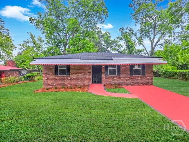 3911 5th St, Savannah, GA 31408