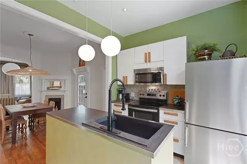 Kitchen - 205 E 39th St, Savannah, GA 31401 photo 2 of 4