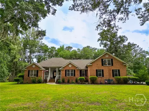 112 Mill Hill Rd, Richmond Hill, GA 31324