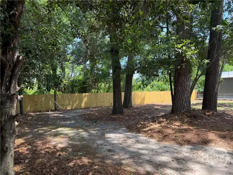 Exterior - 425 Durden Dr, Pooler, GA 31322 photo 5 of 8