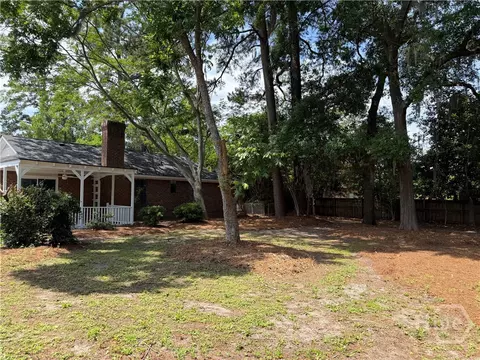 Exterior - 425 Durden Dr, Pooler, GA 31322 photo 4 of 8