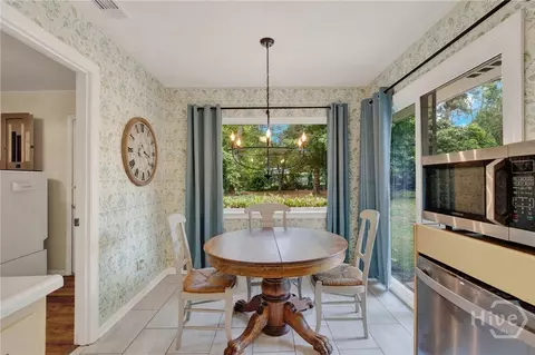 Dining - 1908 Colonial Dr, Savannah, GA 31406 photo 4 of 4