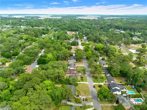 View/Area - 1908 Colonial Dr, Savannah, GA 31406 photo 3 of 4