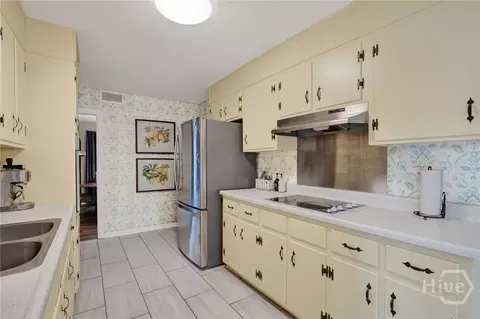 Kitchen - 1908 Colonial Dr, Savannah, GA 31406 photo 1 of 6