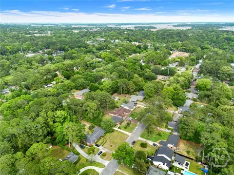 View/Area - 1908 Colonial Dr, Savannah, GA 31406 photo 2 of 4