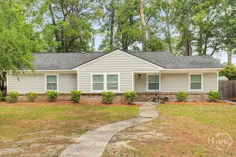 2204 Mason Dr, Savannah, GA 31404