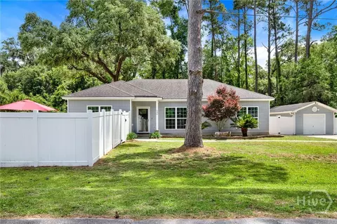 546 Mendel Ave, Savannah, GA 31406