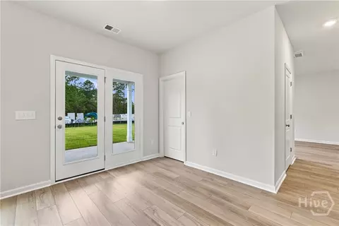 Entry Way - 111 Daylily Dr, Springfield, GA 31329 photo 2 of 3