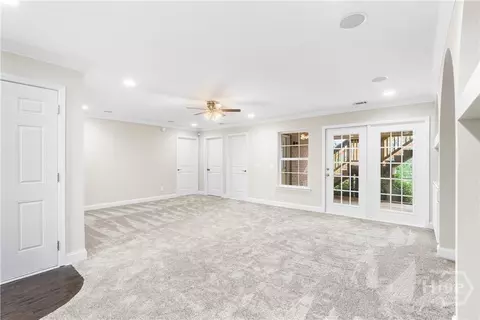 Living - 24 Redwall Cir, Savannah, GA 31407 photo 9 of 10