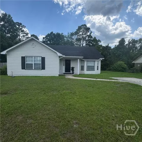 612 Trevor St, Hinesville, GA 31313