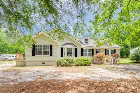 110 Baldpate Rd, Savannah, GA 31419