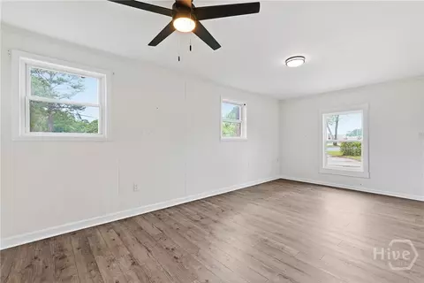 Living - 200 Frontage Rd, Rincon, GA 31326 photo 3 of 5