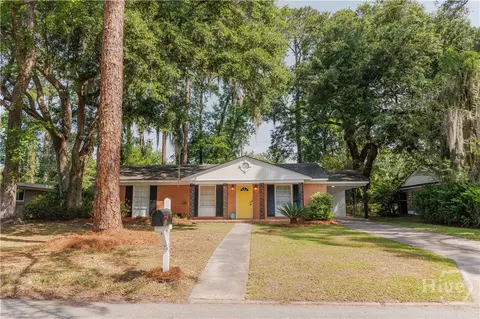 322 Sharondale Rd, Savannah, GA 31419
