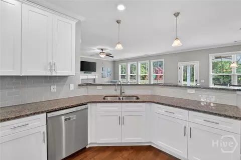 Kitchen - 100 Ruby Trl, Guyton, GA 31312 photo 4 of 6