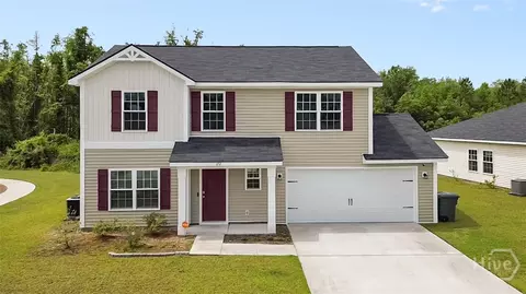 172 Brightleaf Cir, Hinesville, GA 31313